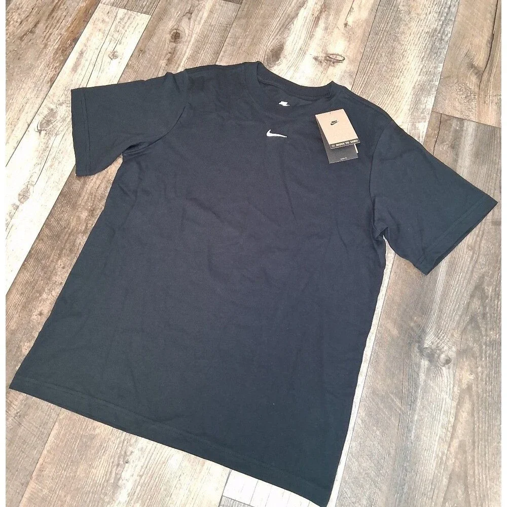 NEW! Women's Nike Sportswear Essential Tee, Black, XS